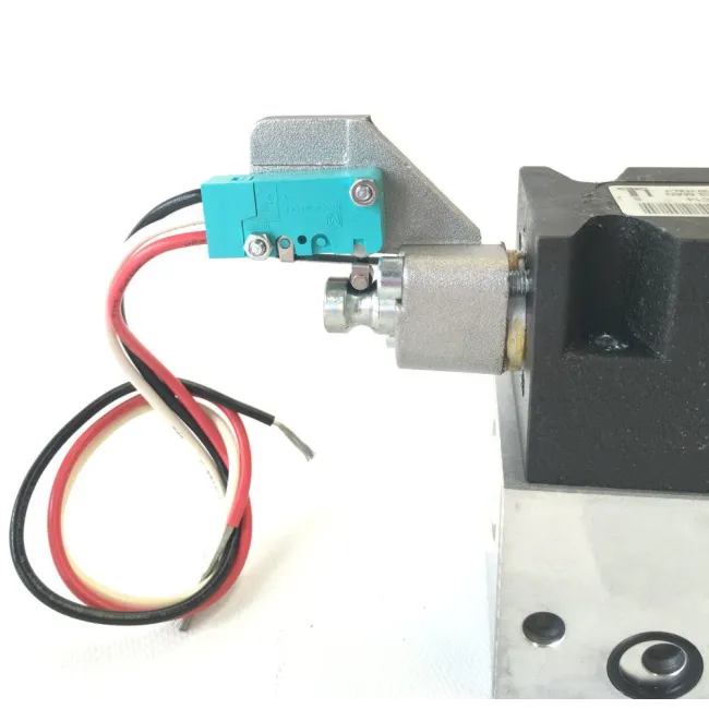 COMANDO MANUALE CON SWITCH ELETTRICO