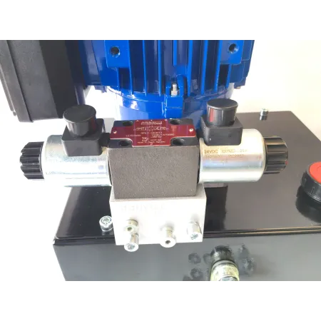 PRESSA 5 TONNELLATE COMANDO ELETTRICO